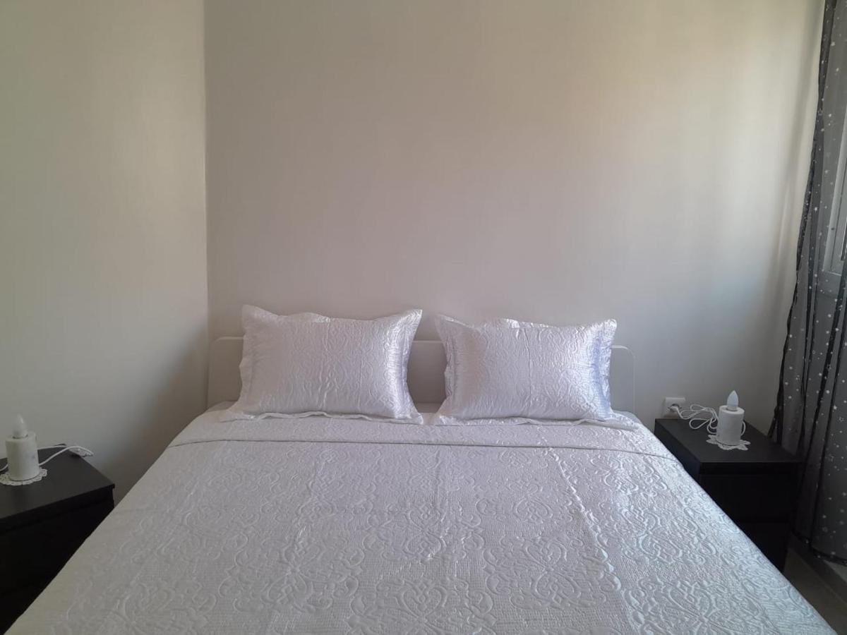 Bel Appartement Meuble A Temara 10 Minutes De La Plage Et 15 Minutes Du Stade Prince Moulay Abdellah Oulad Kerroum Exterior foto